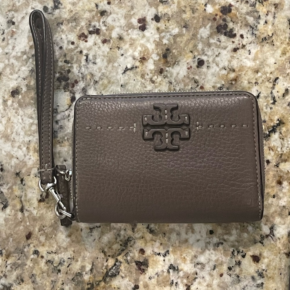 Tory Burch wallet